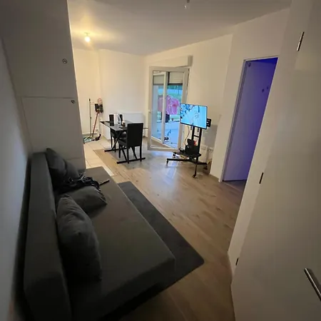 Studio Spacieux * Massy (Essonne)